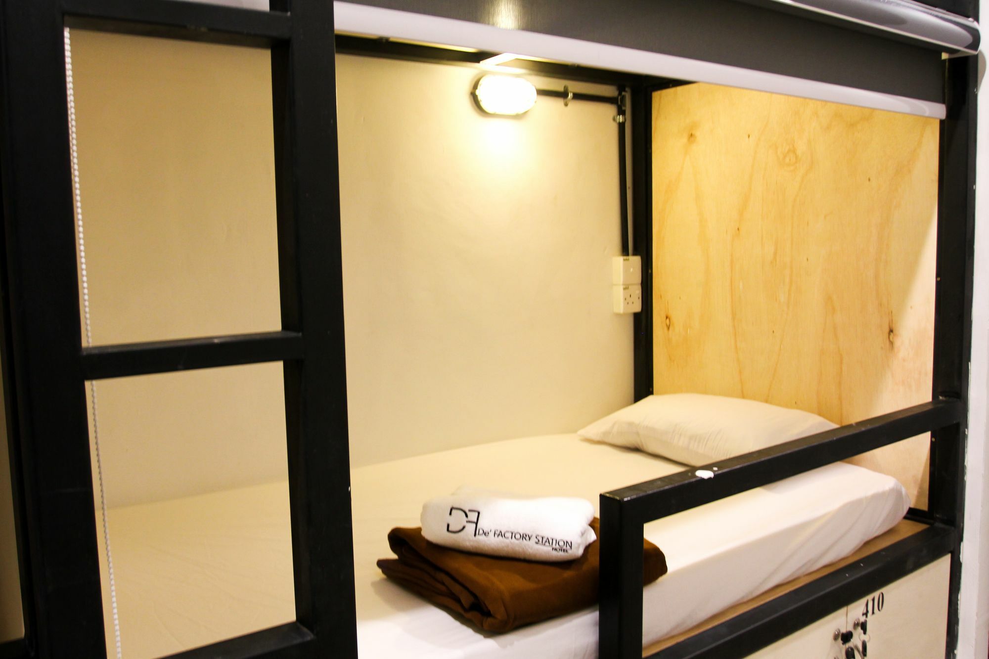 Dfs Capsule Hotel Малакка Экстерьер фото